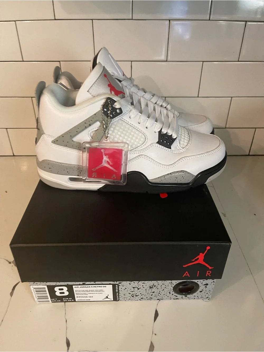 Men’s Retro 4 White Cement Size 8.